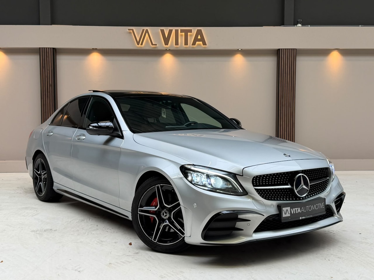 Mercedes-Benz C-klasse - 180 Business Solution AMG Pano|Burmester|360Camera|Memory|Sfeerverlichting - AutoWereld.nl
