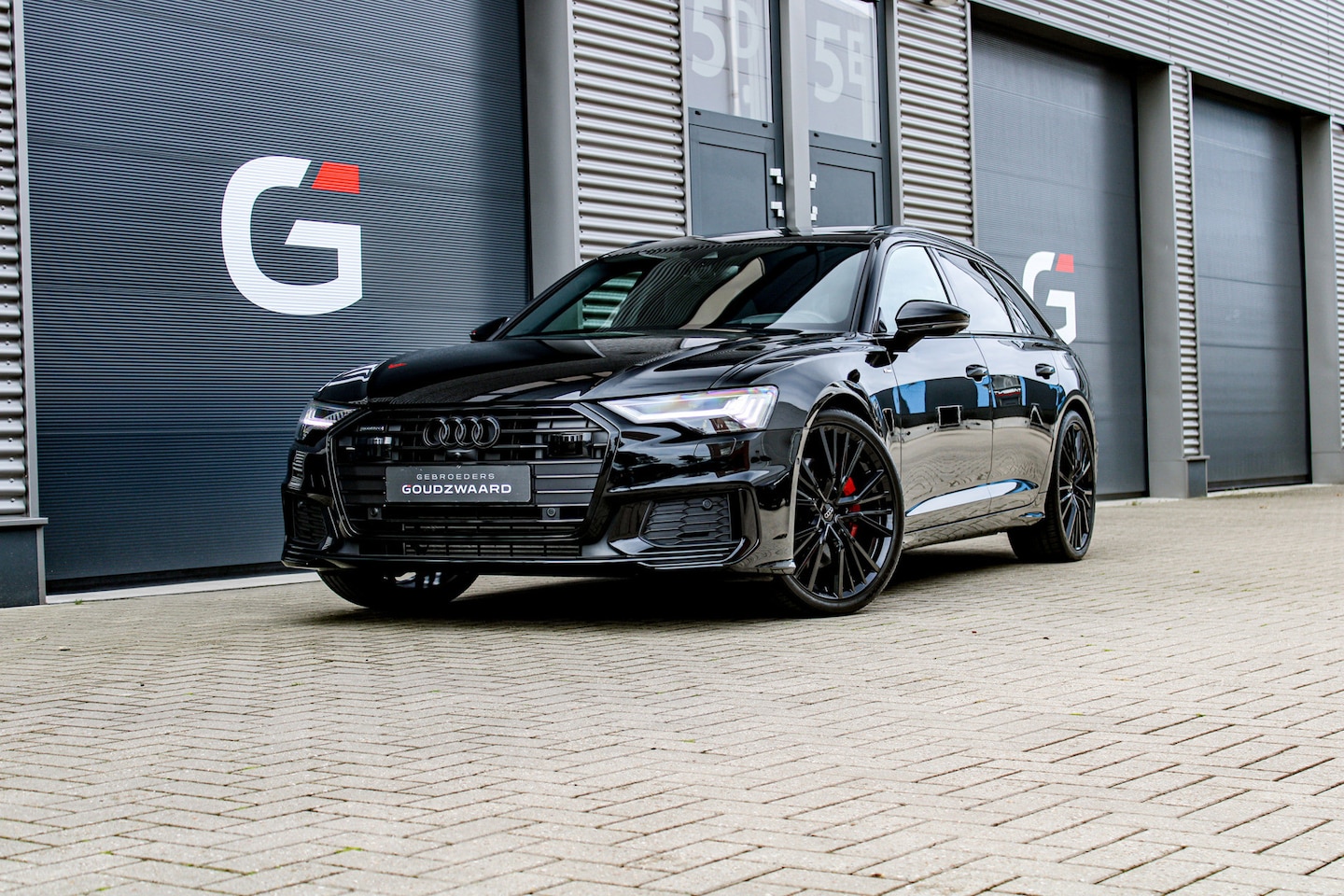 Audi A6 Avant - 55 TFSI e quattro Competition | Pano | B&O | HUD | Top View Camera | Massage | Stoelventil - AutoWereld.nl