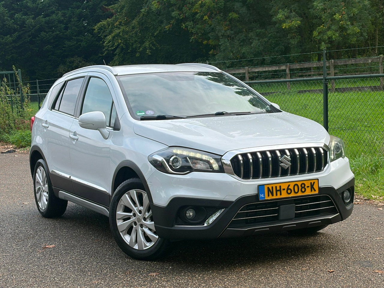 Suzuki S-Cross - 1.0 Boosterjet Comfort /Xenon/Navi/ - AutoWereld.nl