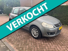 Suzuki SX4 - 1.6 Comfort
