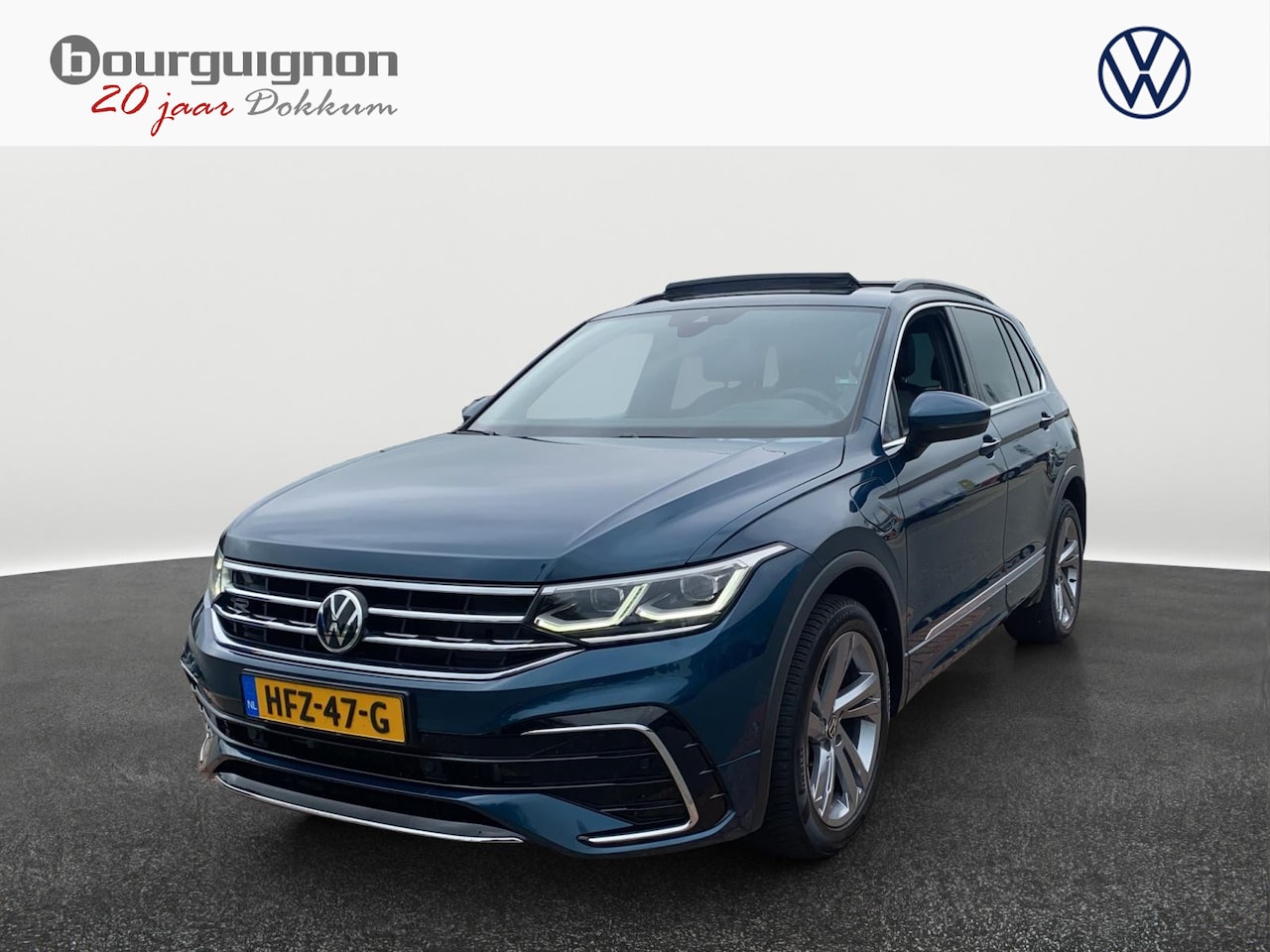 Volkswagen Tiguan - 1.4 TSI eHybrid R-Line Business+ | 245Pk | Trekhaak | Pano Dak | HUD | Winter Pakket | - AutoWereld.nl