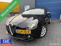 Alfa Romeo Giulietta - 1.4 Turbo / 2018 / Airco / Park. Sen. /