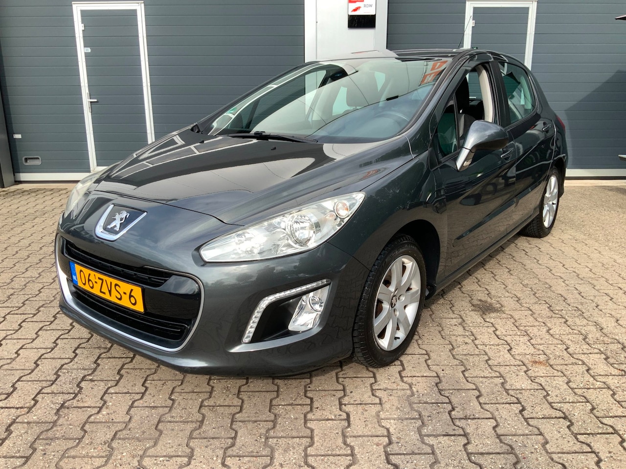 Peugeot 308 - 1.6 VTi Active 5-DRS Cruise Climate APK 9-2027 - AutoWereld.nl