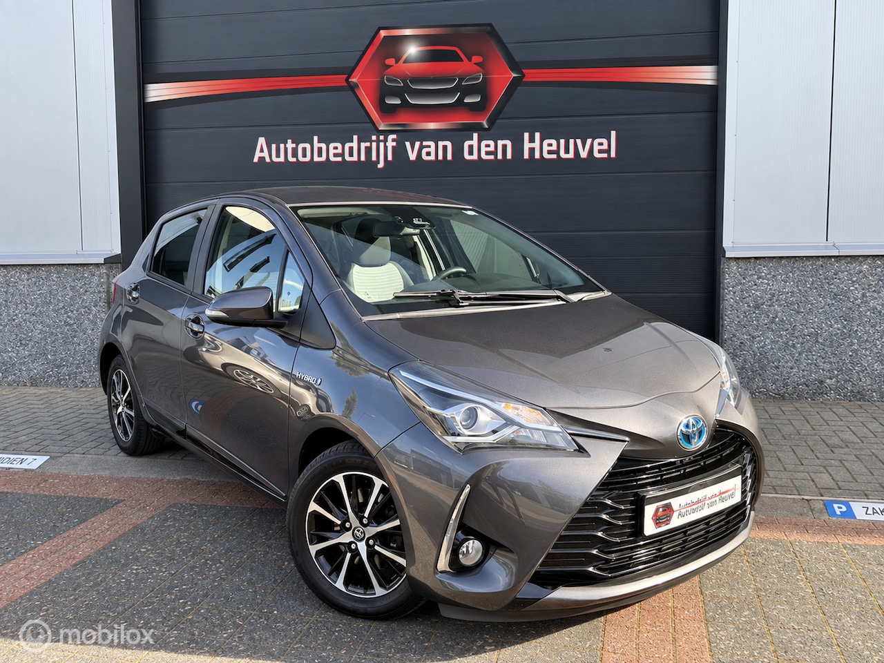 Toyota Yaris - 1.5 Hybrid Aspiration 1.5 Hybrid Aspiration - AutoWereld.nl