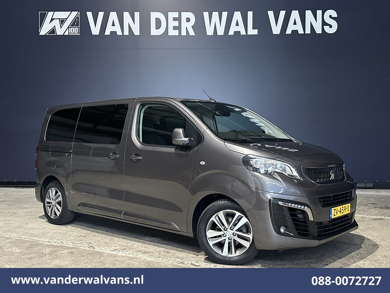 Peugeot Traveller - 1.6 BlueHDi 116pk L2H1 Personenbus 8 Zitplaatsen Euro6 Airco | Camera | Navigatie | Apple - AutoWereld.nl