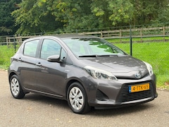 Toyota Yaris - 1.5 Full Hybrid Aspiration /Navi/Camera/