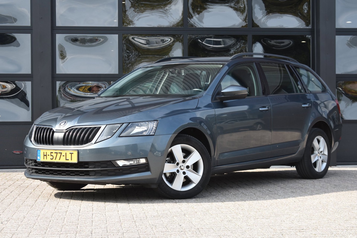 Skoda Octavia Combi - 1.5 TSI Greentech Style '19 Navi Clima Cruise Inruil mogelijk - AutoWereld.nl