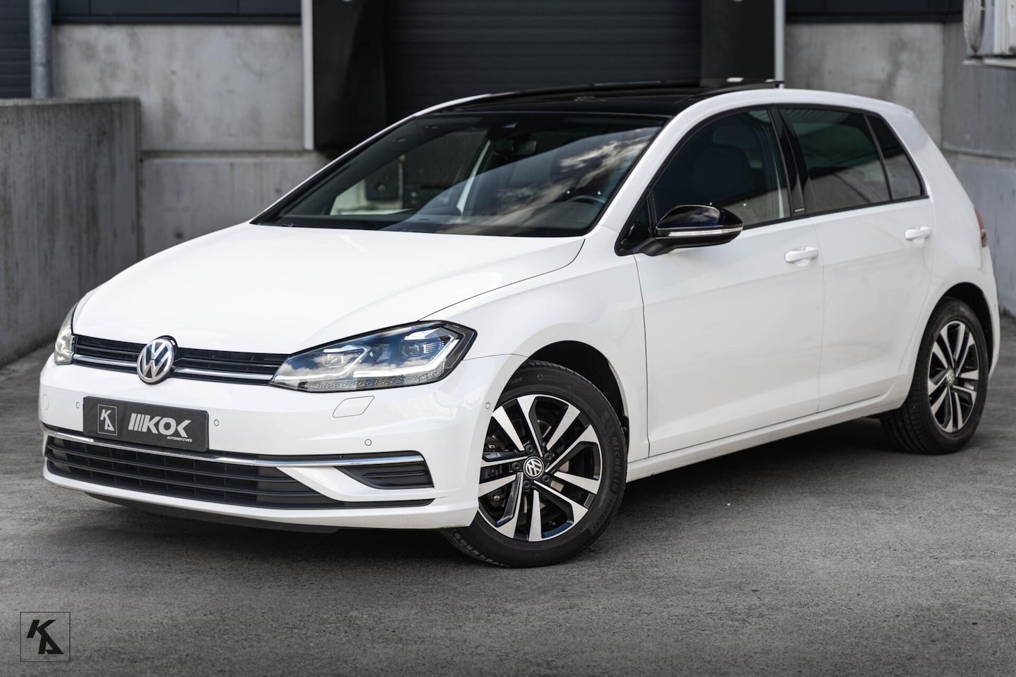 Volkswagen Golf - 1.5 TSI | 2019 | iQ.Drive | Highline-Luxe - AutoWereld.nl