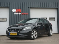 Volvo V40 - 2.0 D2 Summum | LEDER | STOELVERW. | TREKHAAK | BLIS |
