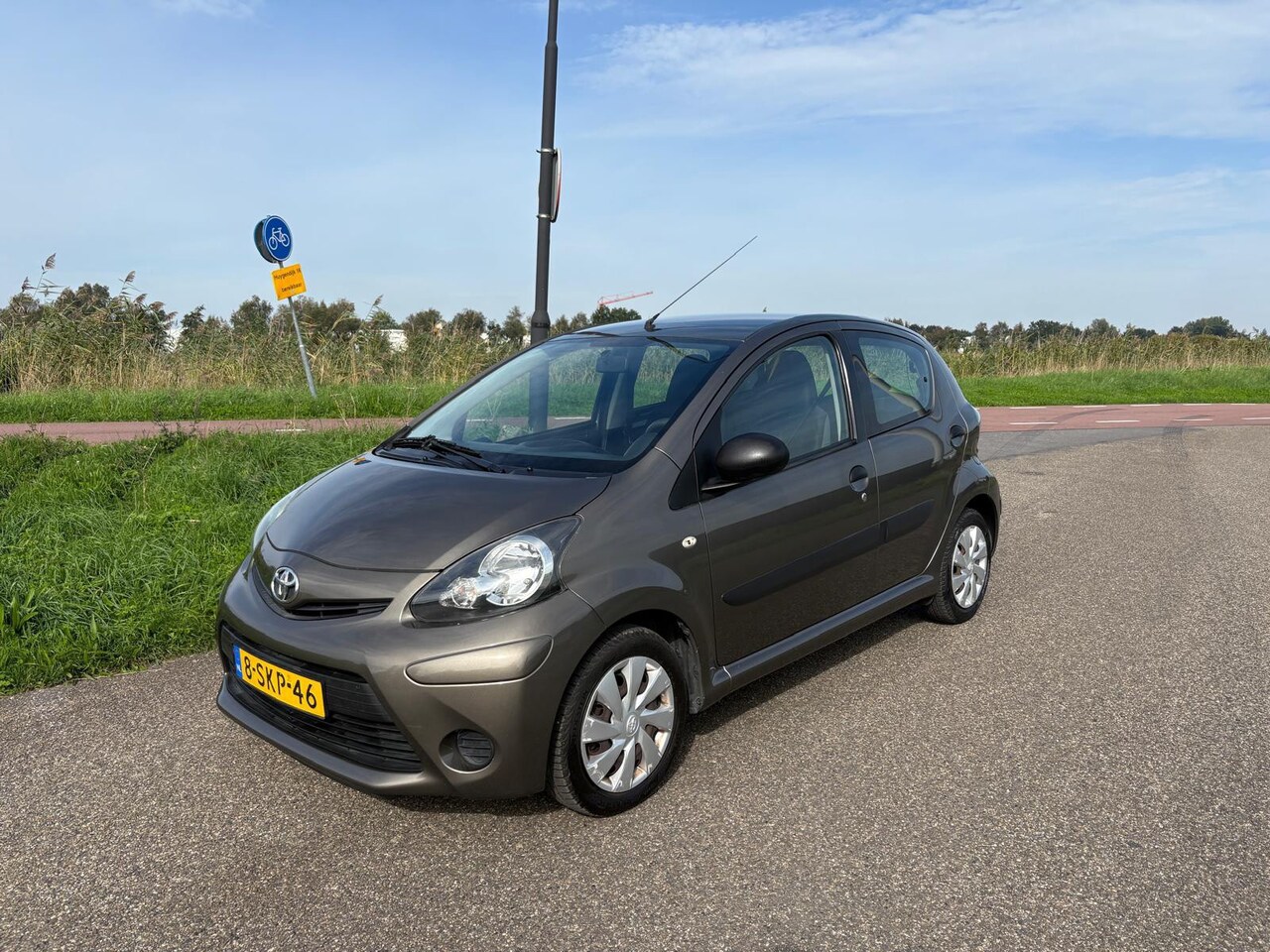 Toyota Aygo - 1.0 VVT-i Now 1.0 VVT-i Now - AutoWereld.nl