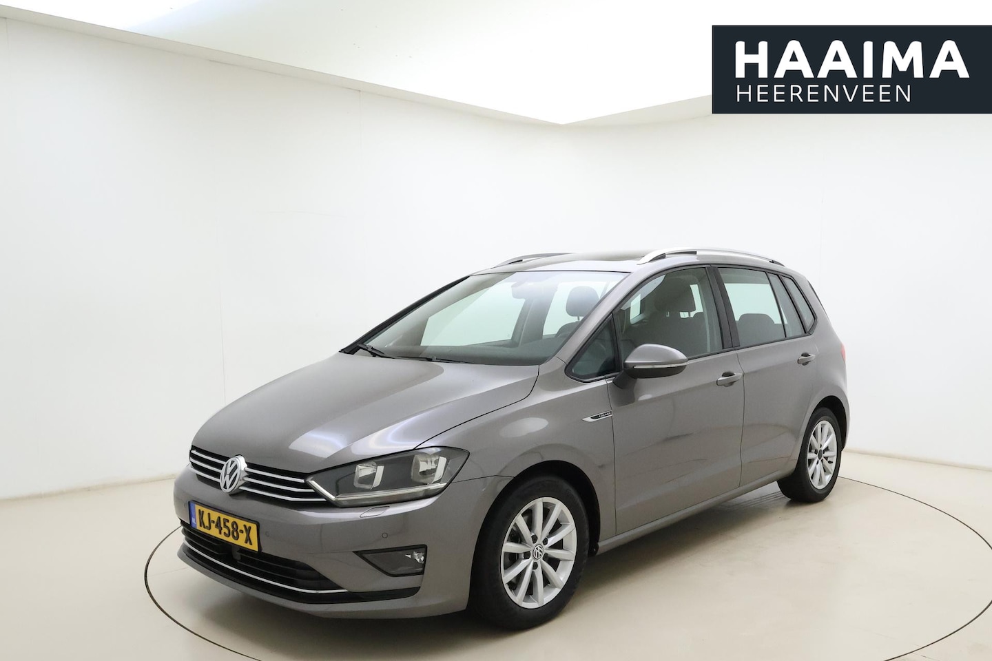 Volkswagen Golf Sportsvan - 1.4 TSI Highline | Hoge zit | Automaat | Navigatie | Climate & Cruise control | Elektrisc - AutoWereld.nl