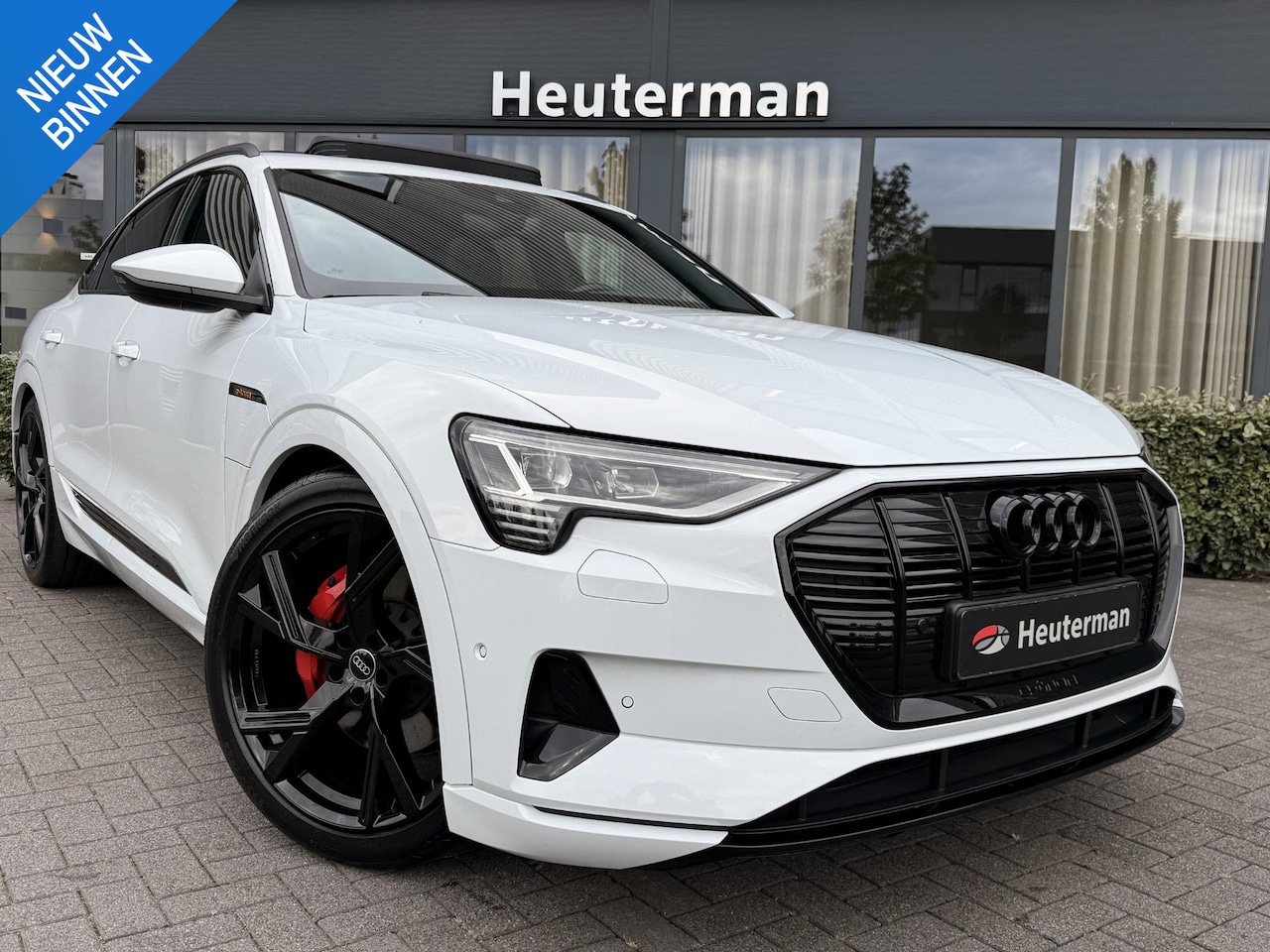 Audi e-tron Sportback - 55 quattro S Edition/ Panodak/ Memory/ SOH 90% - AutoWereld.nl