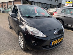 Ford Ka - 1.2 Titanium X 2010 € 2.650, - AIRCO 1 JR. APK