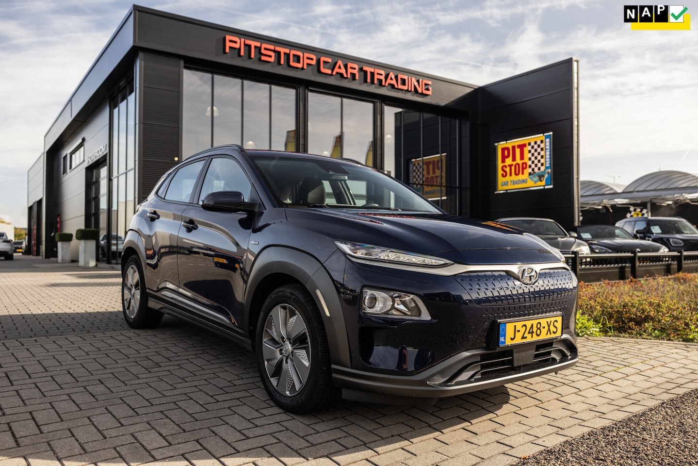 Hyundai Kona Electric - EV Comfort 64 kWh, NL Auto, Krell Audio, Metallic lak! - AutoWereld.nl