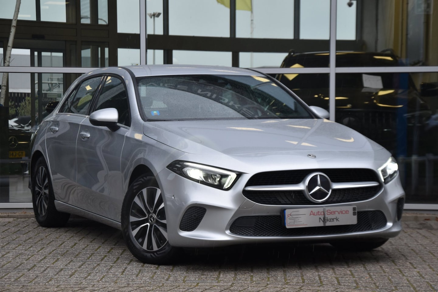 Mercedes-Benz A-klasse - 180 Business Solution Airco Nav. Carplay Widescreen Led Btw 1ste Eigenaar - AutoWereld.nl