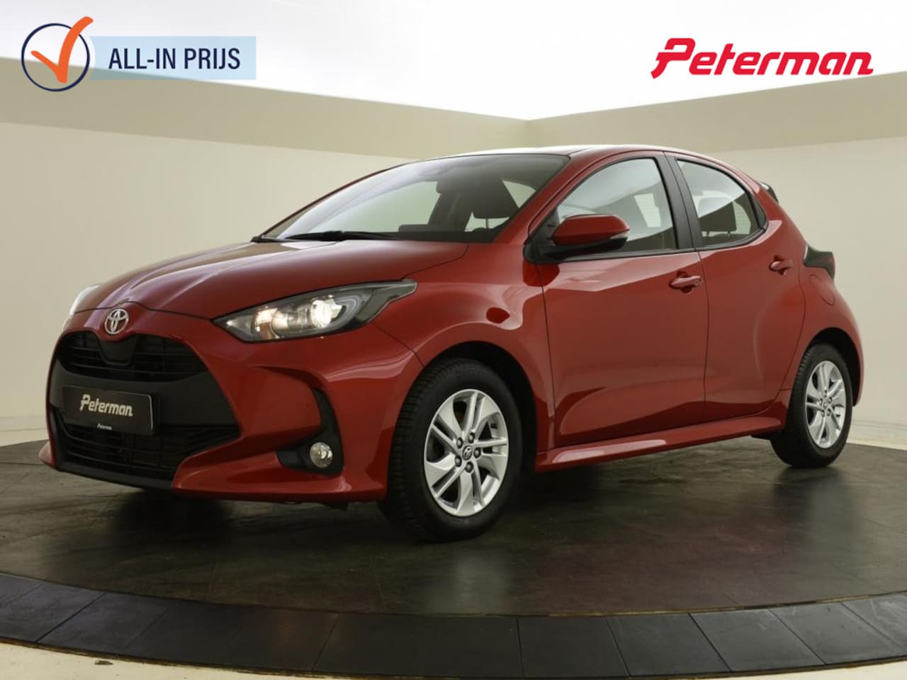 Toyota Yaris - 1.5 VVT-i Active | All Season | Carplay Camera - AutoWereld.nl