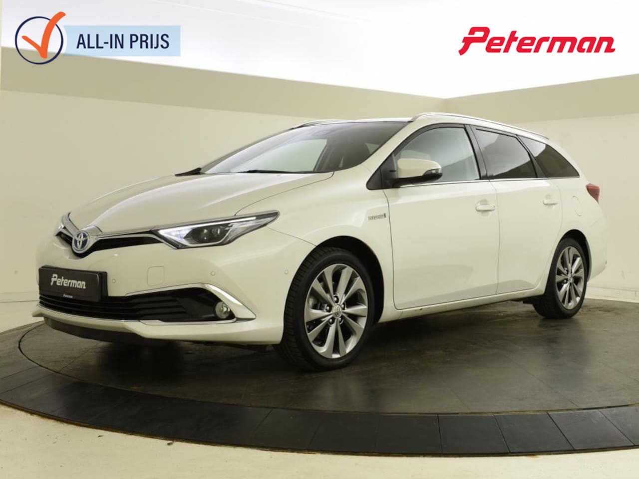 Toyota Auris Touring Sports - 1.8 Hybrid Executive | Trekhaak | PDC | Panoramadak | - AutoWereld.nl