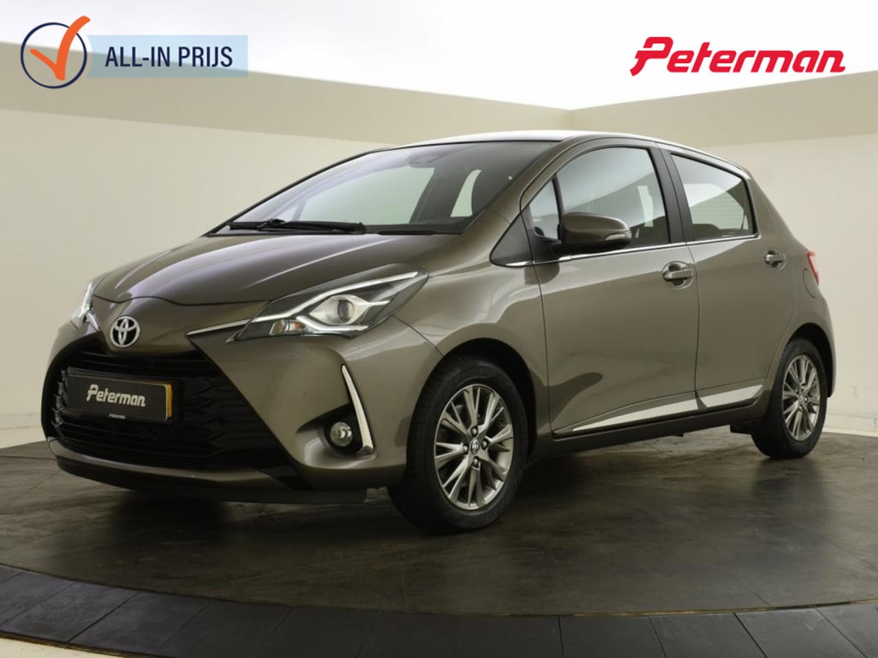 Toyota Yaris - 1.5 VVT-i Executive | Navigatie | Trekhaak | Camera | Cruise - AutoWereld.nl