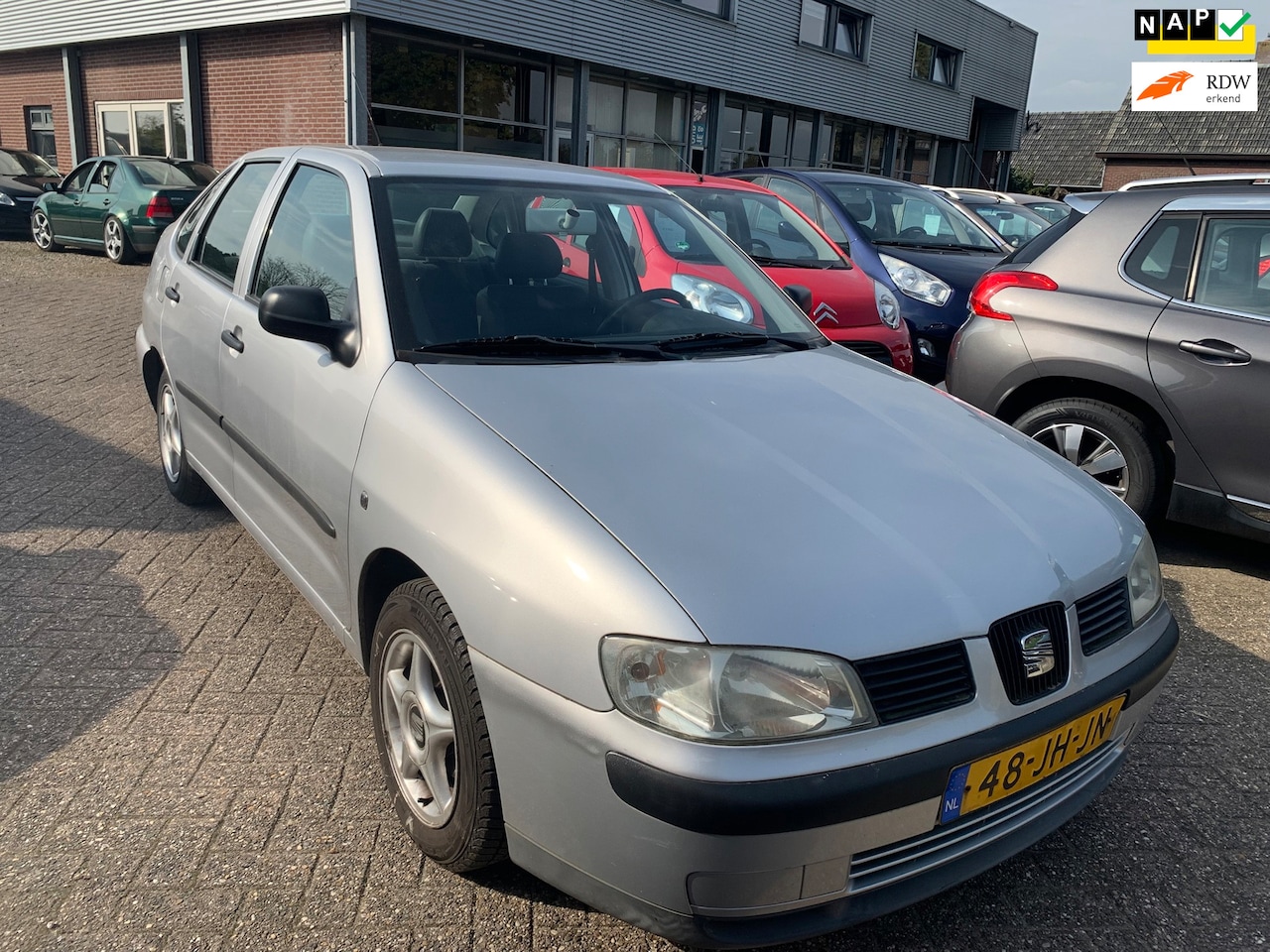 SEAT Cordoba - 1.4-16V Stella 2002 € 850.- APK TOT 21 AUG. 2027 ZO MEE - AutoWereld.nl