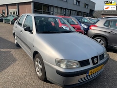 SEAT Cordoba - 1.4-16V Stella 2002 € 850.- APK TOT 21 AUG. 2027 ZO MEE