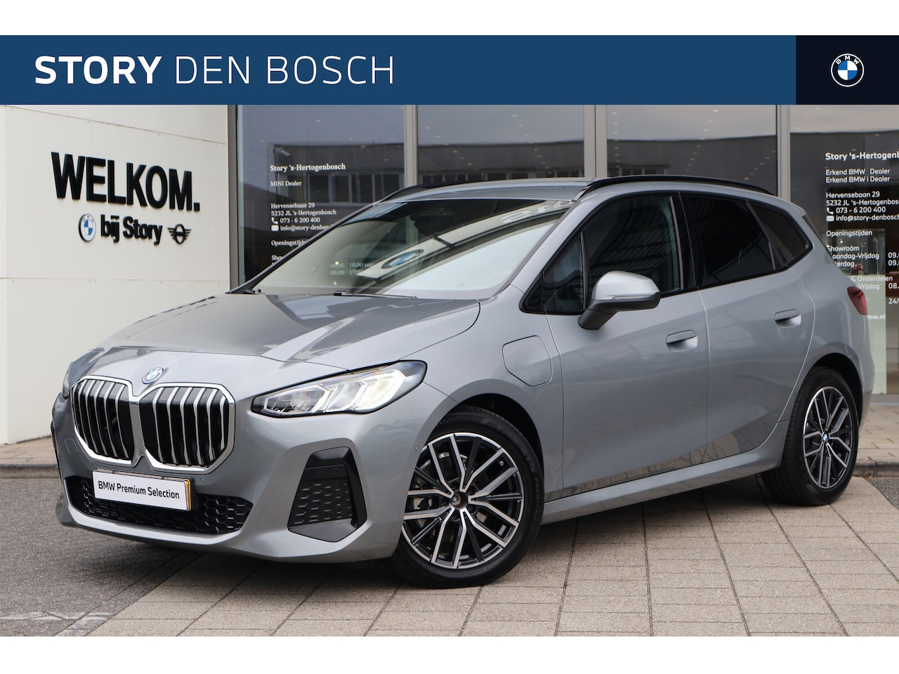 BMW 2-serie Active Tourer - 225e xDrive M Sport Automaat / Sportstoelen / Harman Kardon / Achteruitrijcamera / Stoelve - AutoWereld.nl