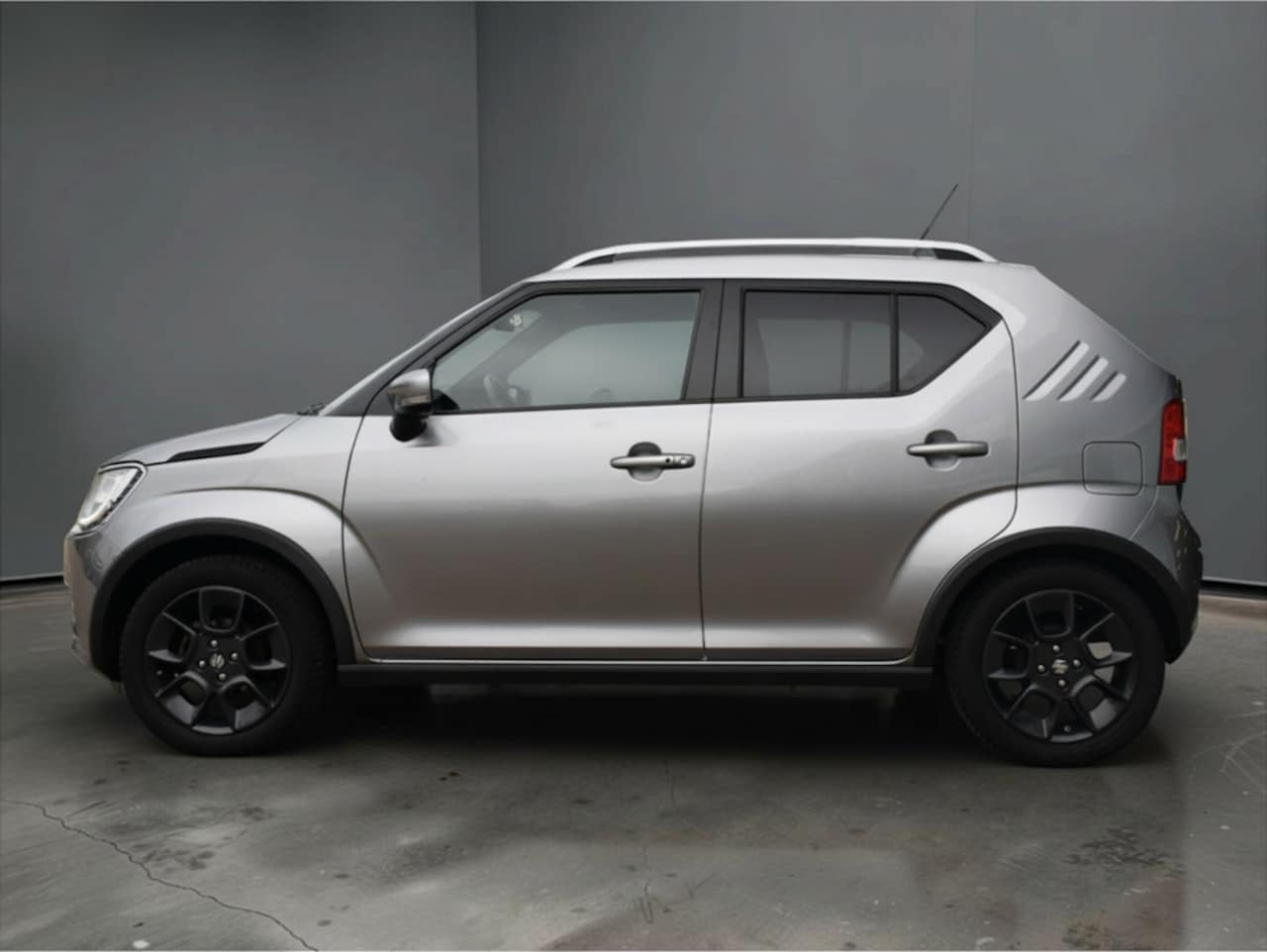 Suzuki Ignis - 1.2 Stijl 1.2 Stijl, Parkeercamera, Multimediascherm, Stoelverwarming, Dealeronderhouden, NAP