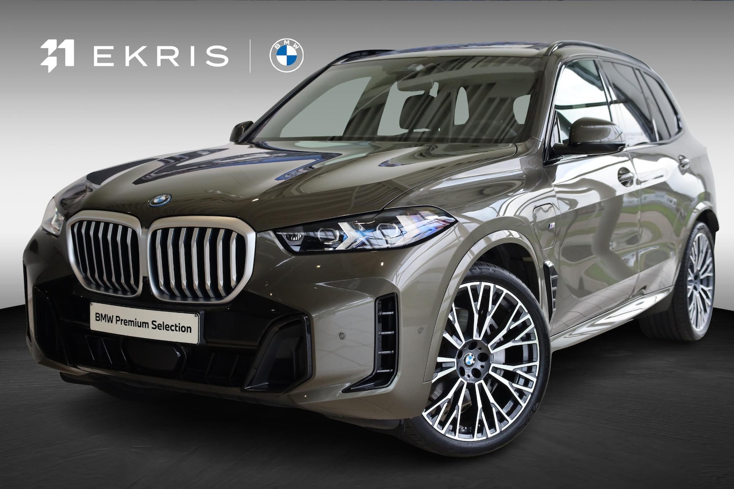 BMW X5 - xDrive50e | M Sportpakket | Panoramadak | Driving Assistant | Harman/Kardon | Trekhaak - AutoWereld.nl