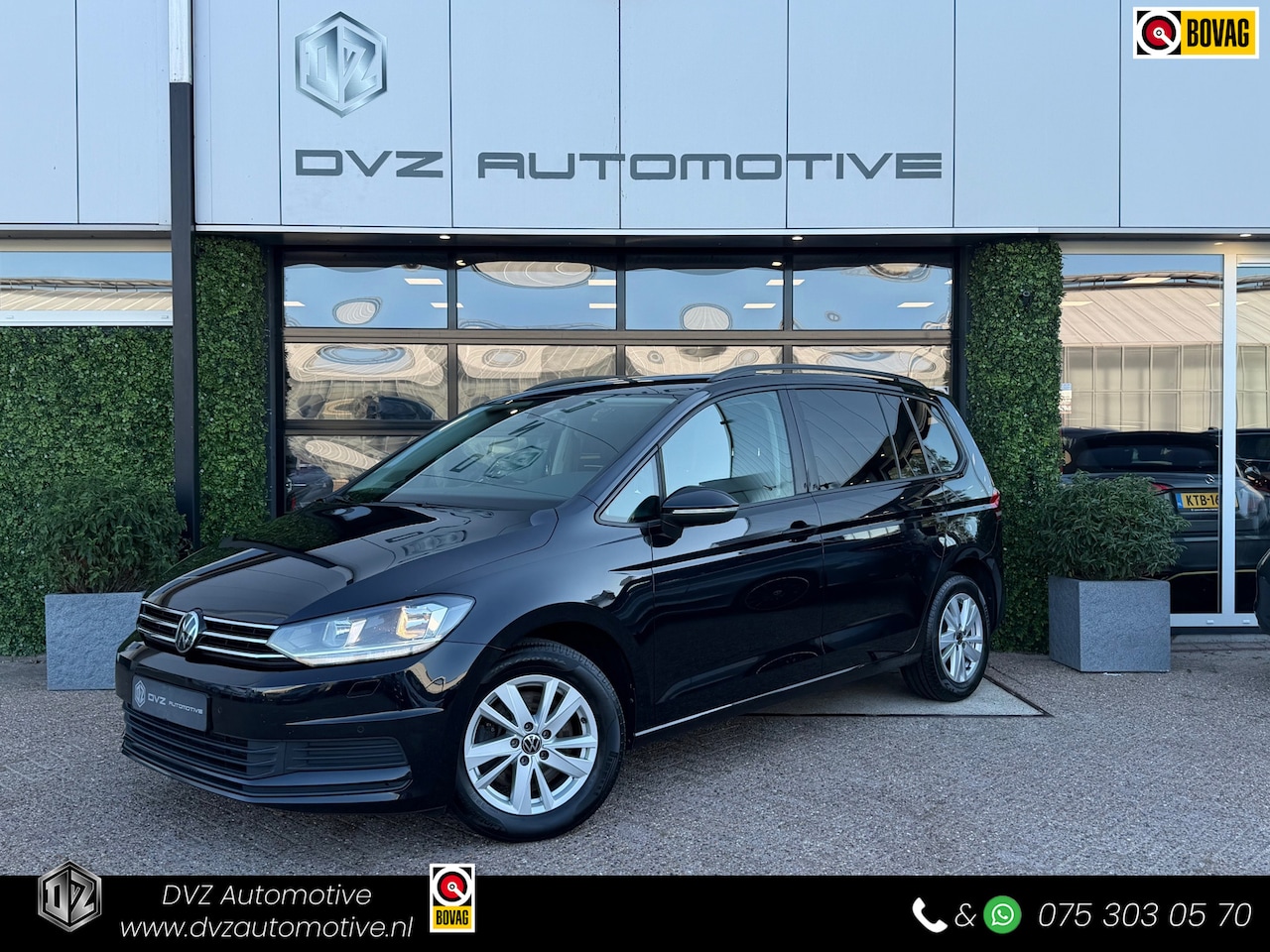 Volkswagen Touran - 1.5 TSI 150PK DSG Comfortline | Navi | Massage | Trekhaak | BTW - AutoWereld.nl