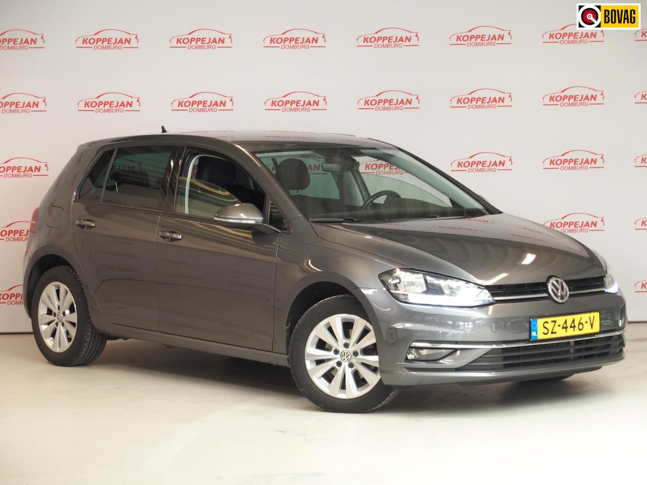 Volkswagen Golf - 1.0 TSI Comfortline Business|Stoelverwarming|All season banden|Ergoactive stoel|Carplay| - AutoWereld.nl