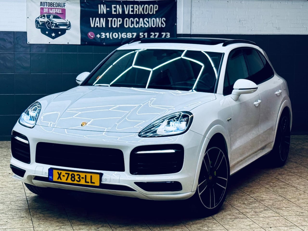 Porsche Cayenne - 3.0 E-Hybrid Platinum Edition/ GARANTIE /Dealer O.H /NW APK/ - AutoWereld.nl