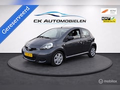 Toyota Aygo - 1.0-12V Access bouwjaar 2010