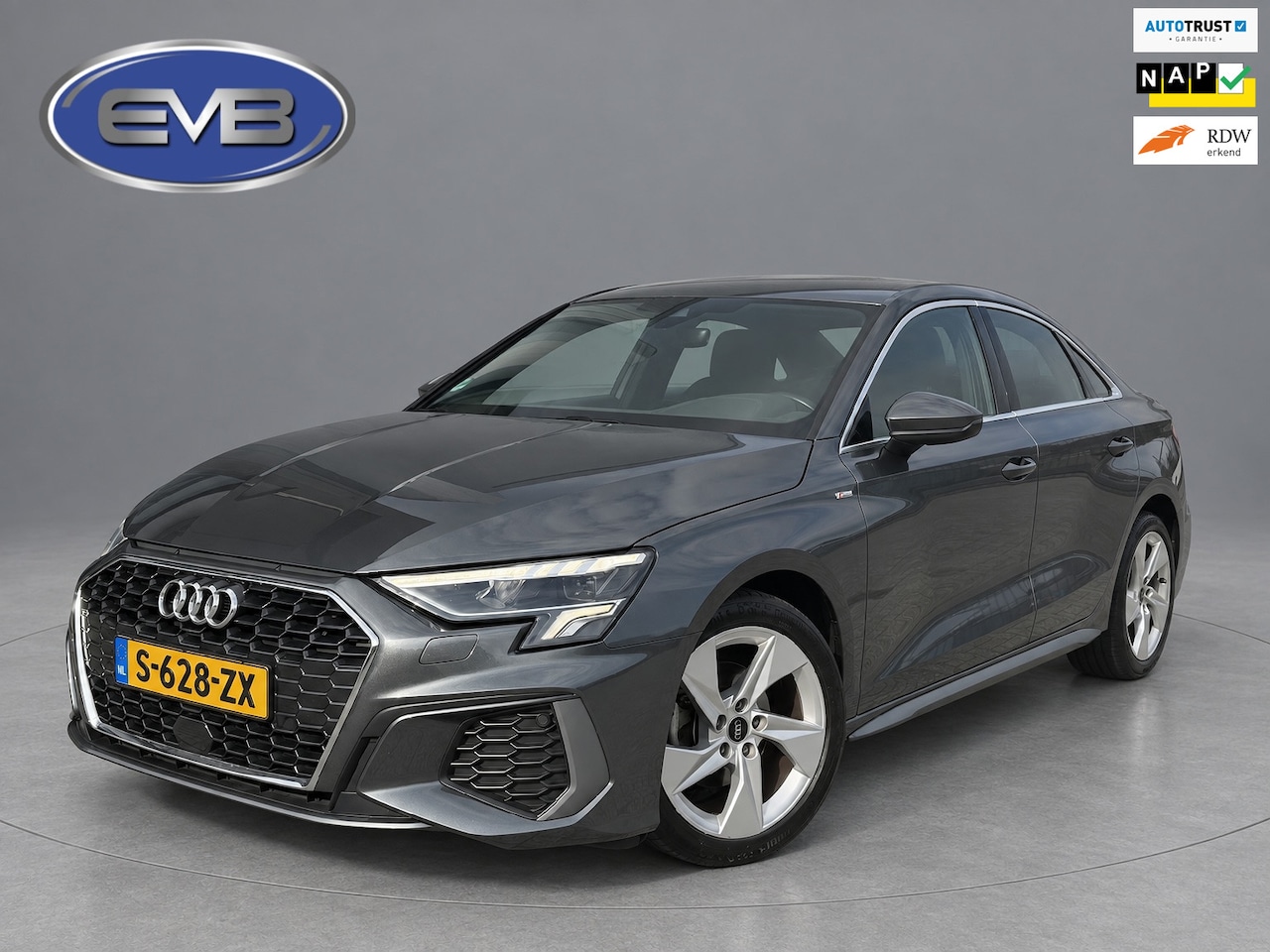 Audi A3 Limousine - 30 TFSI automaat S edition, 2 X S-LINE, digitaal cockpit,1 e eigenaar, NL auto met nap - AutoWereld.nl
