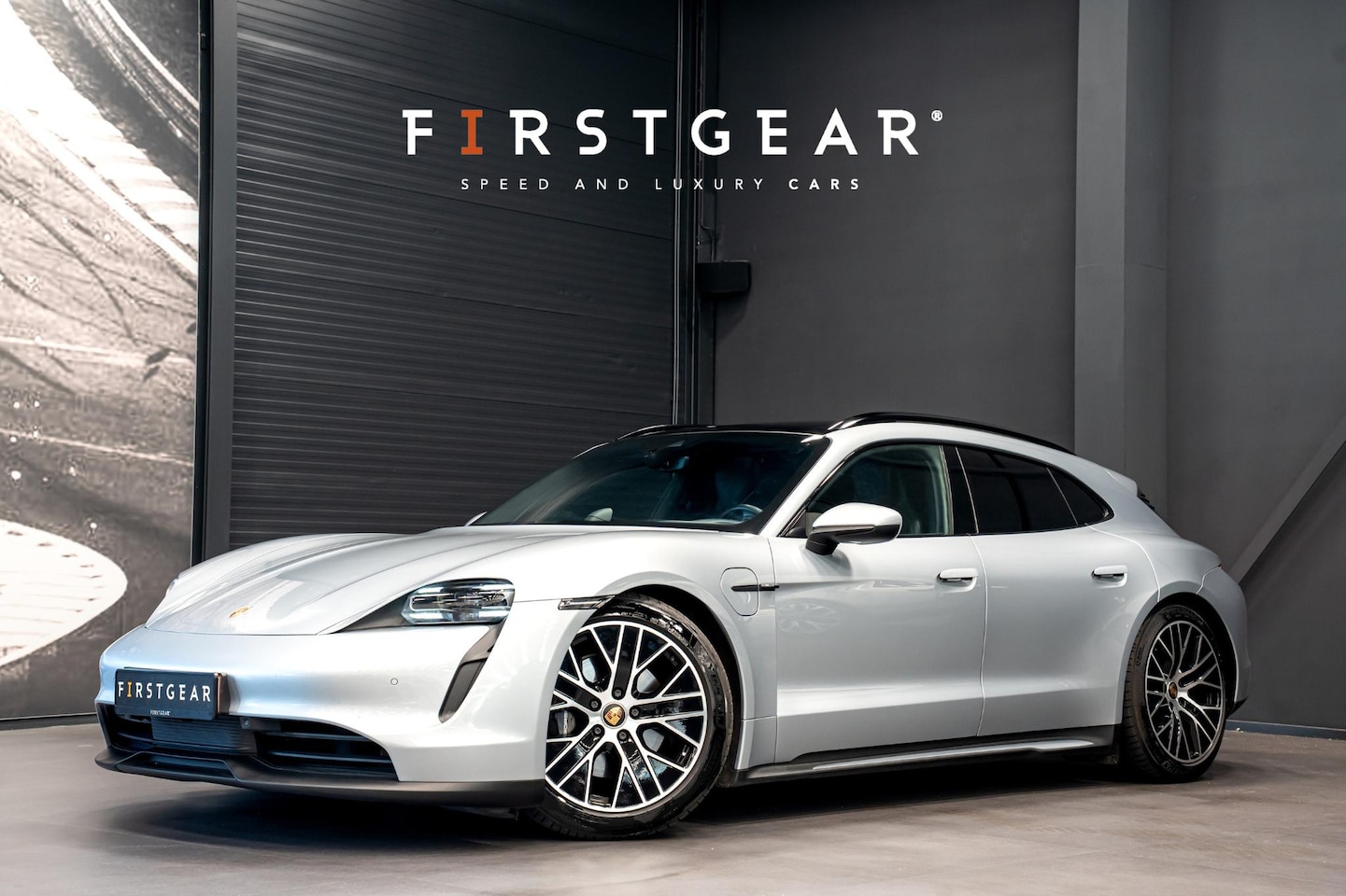 Porsche Taycan Sport Turismo - 93 kWh *BOSE / Panorama / 18-wegs Sportstoelen / Warmtepomp / Memory / Electric Sport Soun - AutoWereld.nl