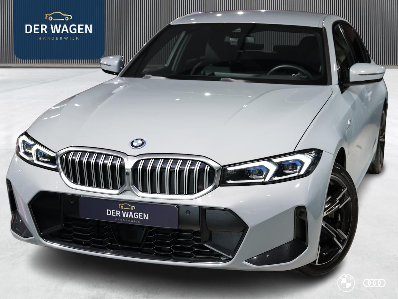 BMW 3-serie - 330e M Sport Edition 22KW / 360 CAMERA / ACC / HEAD UP / EL STOELEN / KEYLESS ENTRY-START - AutoWereld.nl