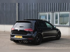 Volkswagen Golf - 1.5 TSI 3X R-Line Pano Virtual ACC DCC PDC CarPlay Climate Navi