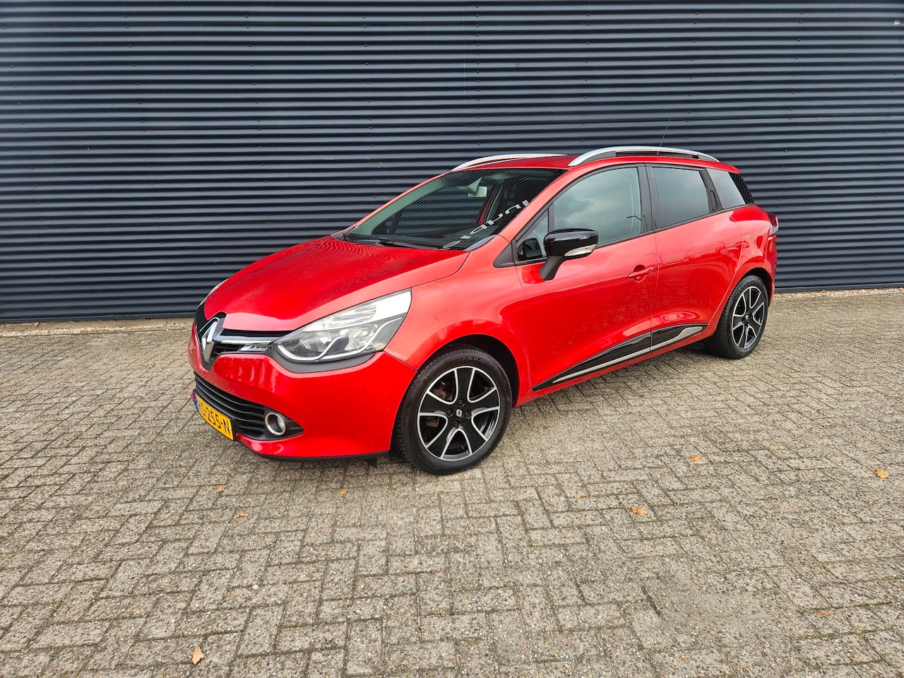 Renault Clio - - 1.5 dCi Dynamique | RLink | CAM | CLIMA | NAP! - AutoWereld.nl