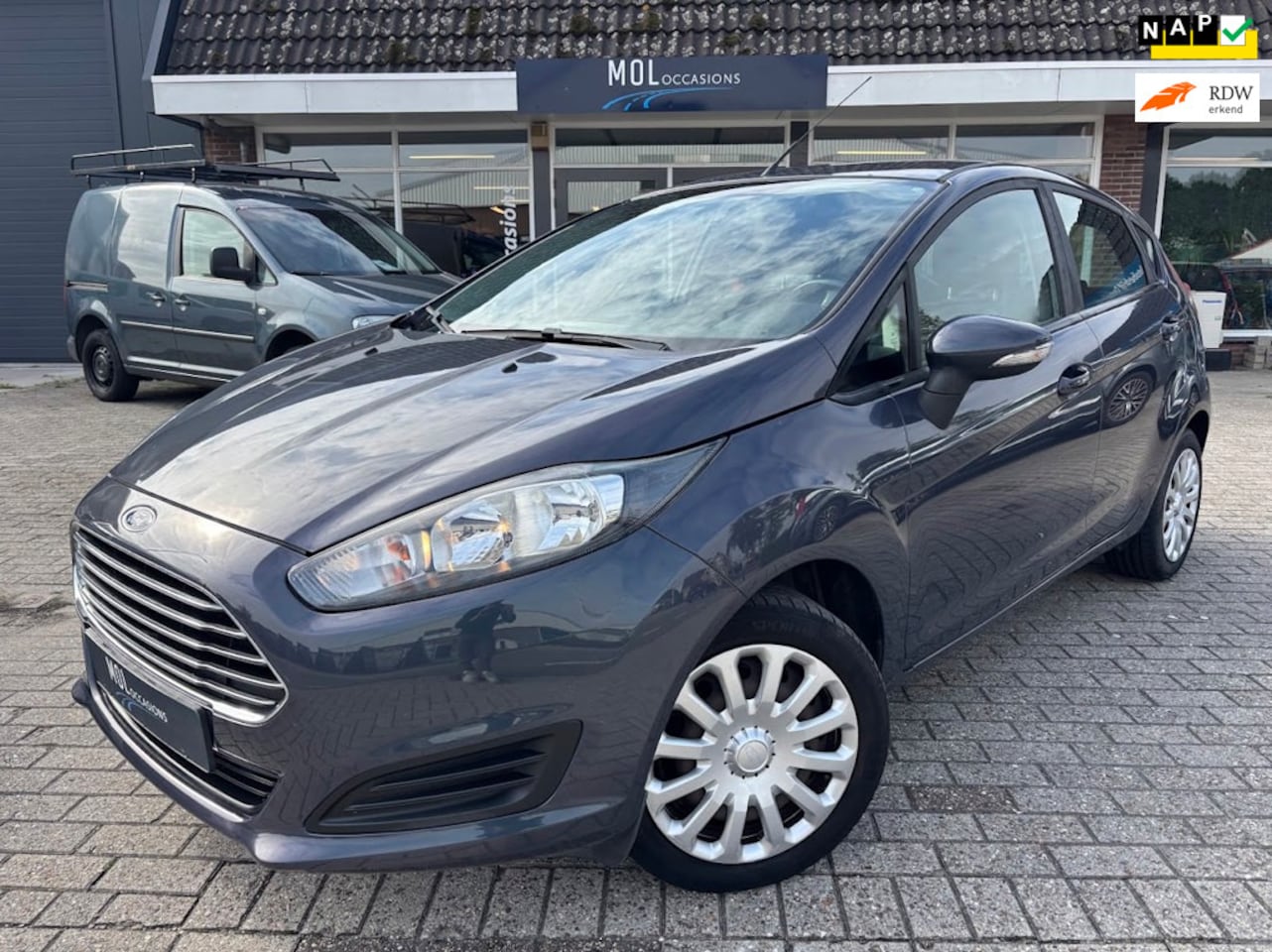 Ford Fiesta - Ford Fiesta 1.0 Style|Riem V.V|Cruise|Trekhaak|Airco|Bluetooth|NW Apk - AutoWereld.nl