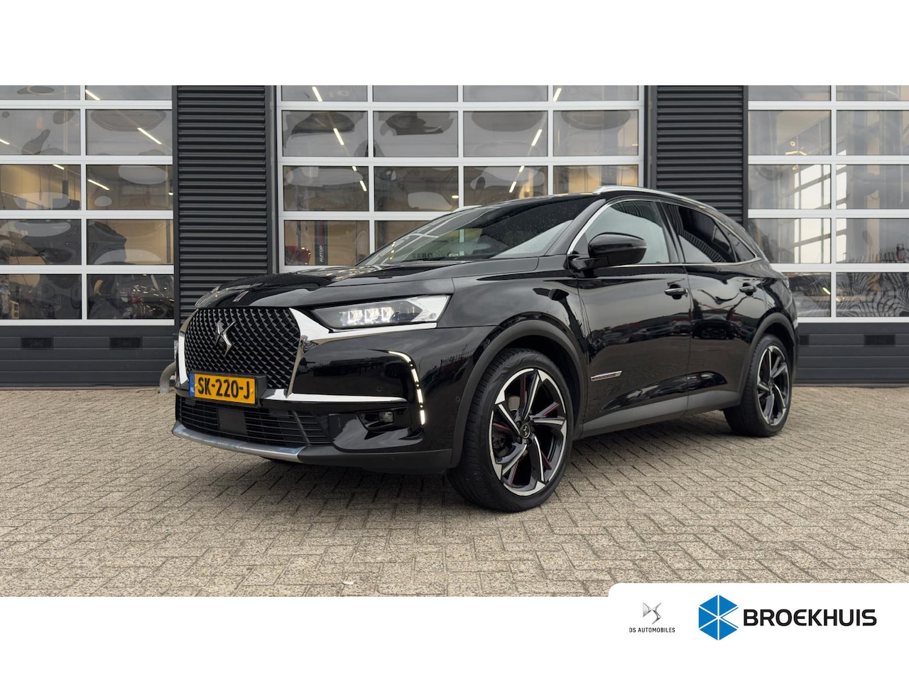 DS 7 Crossback - 1.6 La Premiere | Focal premium audio | Trekhaak | 225 pk | Pannorama dak | Apple Carplay/ - AutoWereld.nl