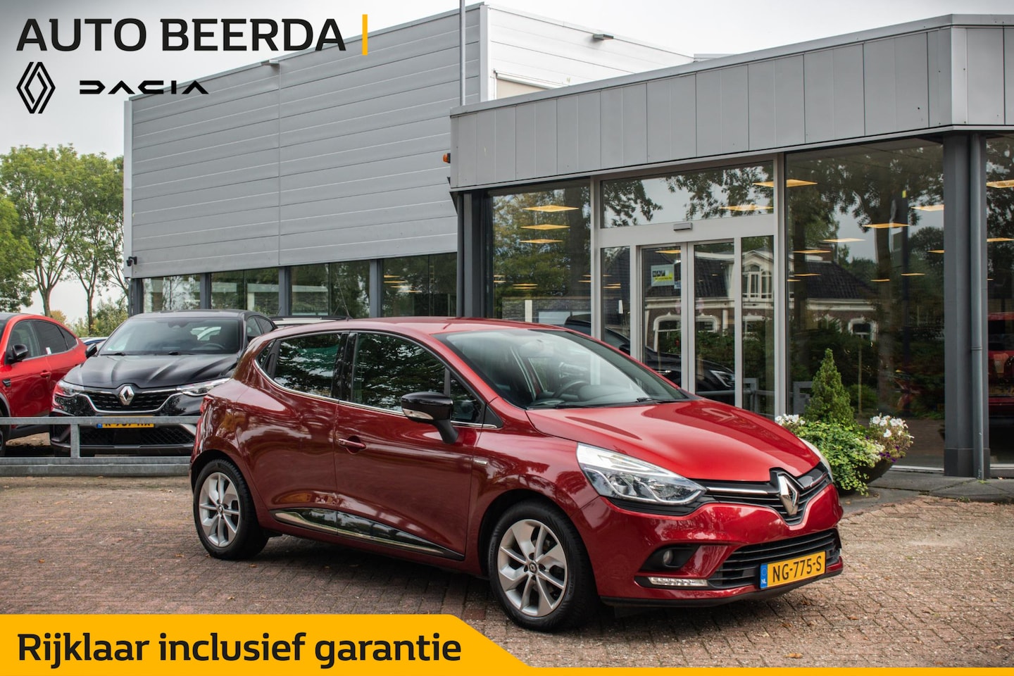 Renault Clio - 0.9 TCe Limited | Rijklaar | Airco | Cruise Control | Trekhaak - AutoWereld.nl