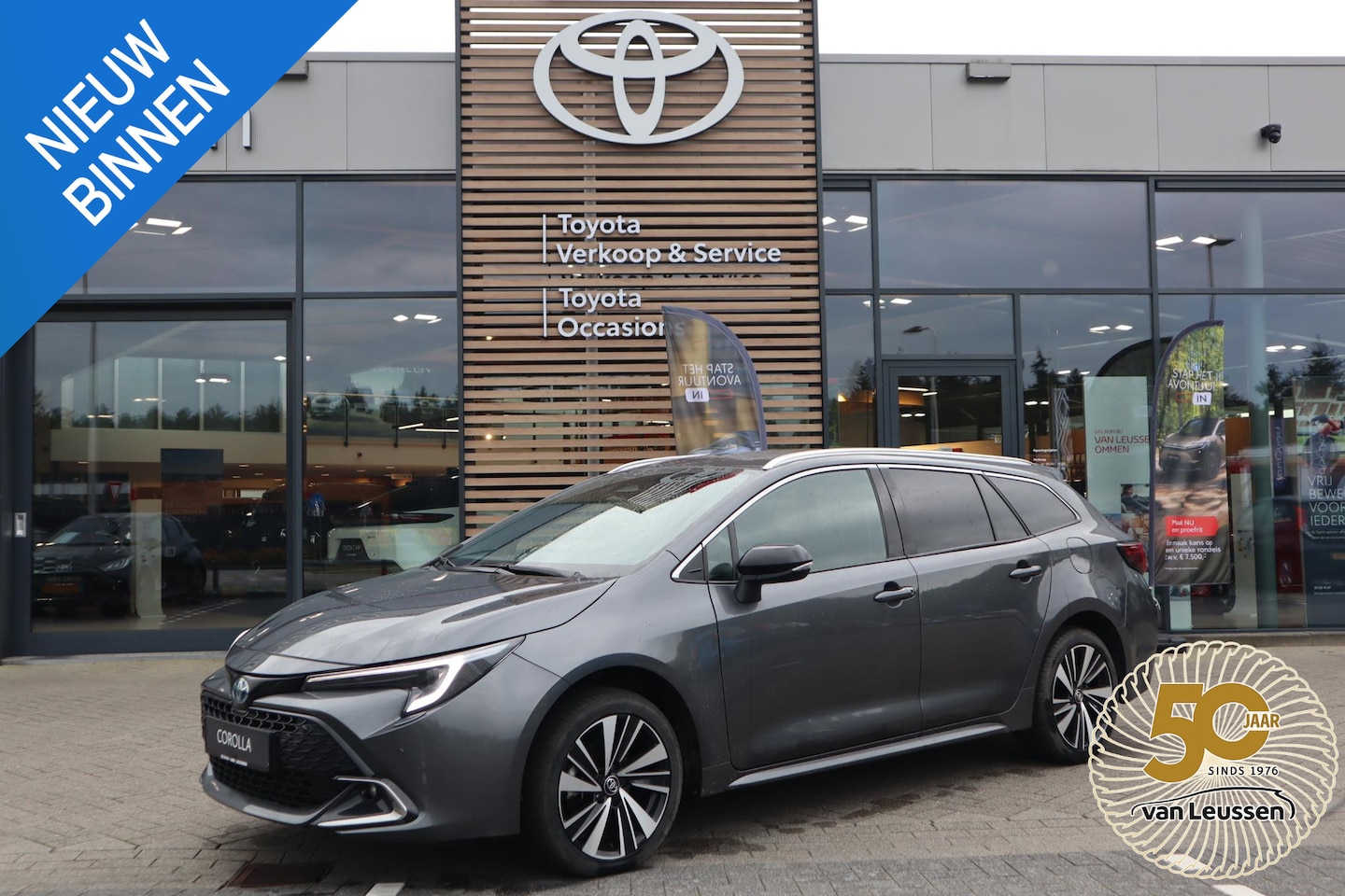 Toyota Corolla Touring Sports - Hybrid 140 Dynamic STOEL/STUURVERW. P-SENSOREN APPLE/ANDROID CLIMA AD-CRUISE CAMERA - AutoWereld.nl