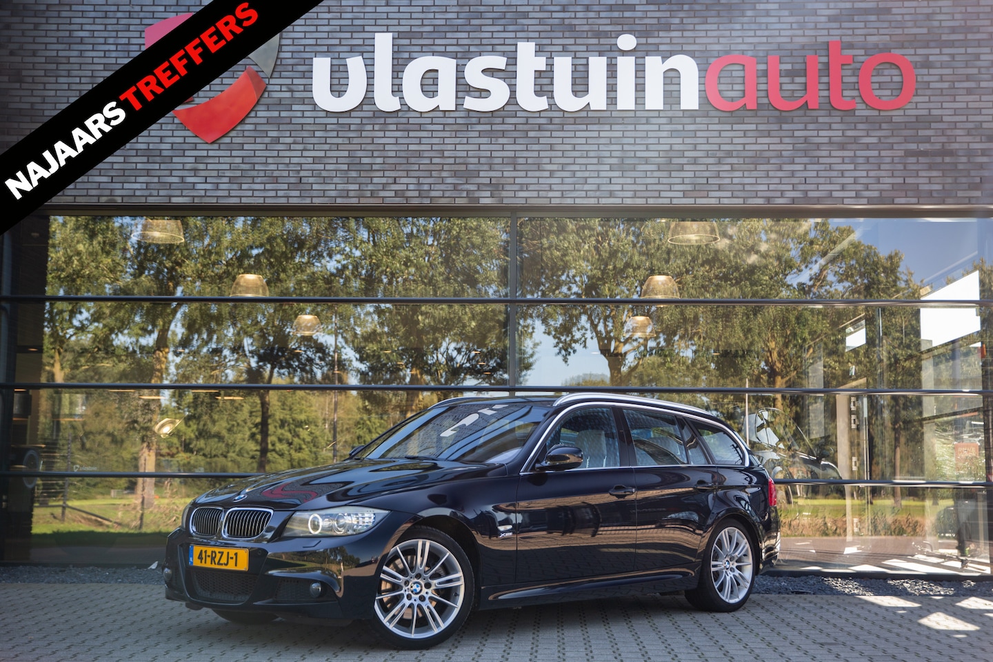 BMW 3-serie Touring - 325xi M Sport Edition 325xi M Sport Edition , Pano, Xenon, NAP, Trekhaak, Harman&Kardon, Stoelverw. - AutoWereld.nl