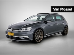 Volkswagen Golf - 1.5 TSI Highline | WORDT VERWACHT | PANORAMADAK | TREKHAAK | APPLE CARPLAY - ANDROID AUTO