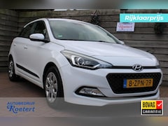 Hyundai i20 - 1.2 HP i-Motion 84pk. 5-drs airco/bluetooth/traction/pdc/trekhaak
