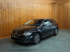 Volkswagen Polo - 1.0 TSI LIFE BNS Apple Carplay Stoelverwarming Lane assist
