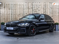 BMW 5-serie Touring - 530e xDrive M-Sport *Pano*Stoelventilatie*Laser*Head-Up*Camera