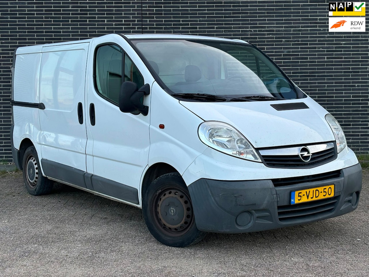 Opel Vivaro - 2.0 CDTI L1H1 Airco, Trekhaak! - AutoWereld.nl