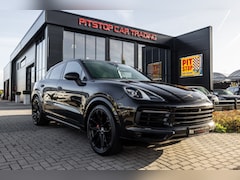 Porsche Cayenne Coupé - 3.0 E-Hybrid, Pano, Trekhaak, PASM, Chrono, All Black