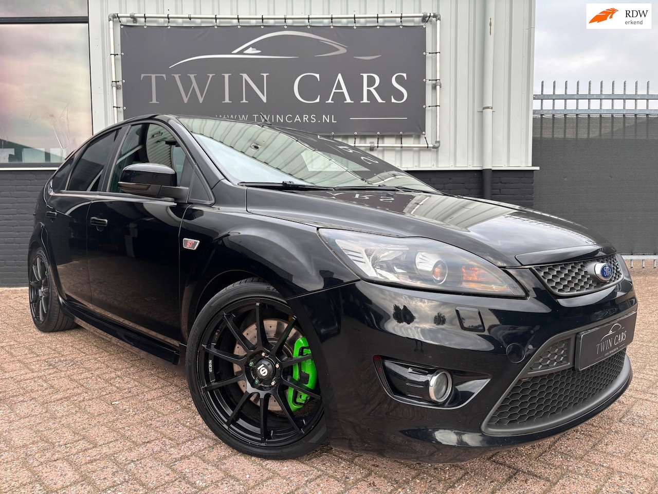 Ford Focus - 2.5 ST Xenon Clima 18" - AutoWereld.nl