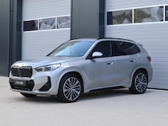 BMW iX1 - xDrive30 67 kWh