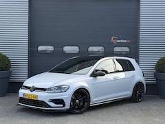 Volkswagen Golf - 2.0 TSI 4Motion R 405 PK| Akrapovic | Panoramadak | Camera | Adaptive Cruise Control | Nav